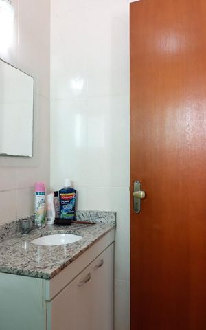 Casa de condomínio à venda com 57m², 2 quartos e 1 vaga Casa de condomínio à venda com 57m², 2 quartos e 1 vagaBanheiro da Suíte 2