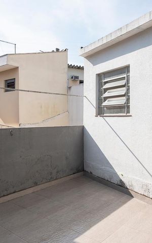 Casa à venda com 150m², 2 quartos e 2 vagasQuintal