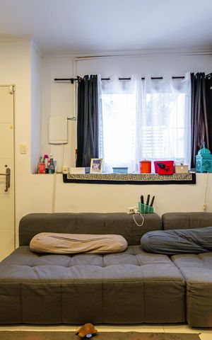 Casa à venda com 120m², 2 quartos e 1 vaga Casa à venda com 120m², 2 quartos e 1 vagaSala