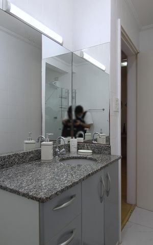 Apartamento à venda com 58m², 1 quarto e sem vagaBanheiro