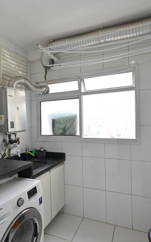 Apartamento à venda com 84m², 3 quartos e 2 vagasLavanderia