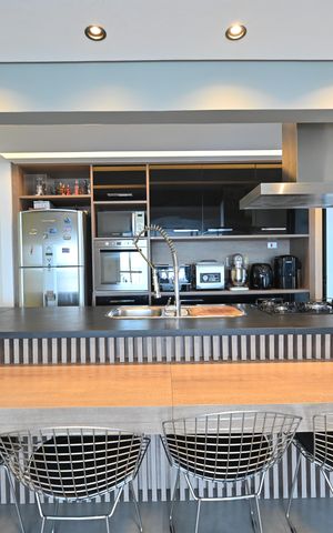 Apartamento à venda com 84m², 3 quartos e 2 vagasCozinha