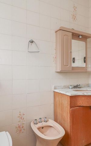 Apartamento à venda com 81m², 2 quartos e sem vagaBanheiro