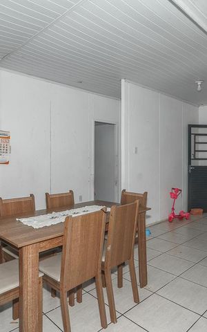 Casa à venda com 100m², 2 quartos e 2 vagasCozinha