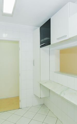 Apartamento à venda com 58m², 2 quartos e 1 vagaCozinha