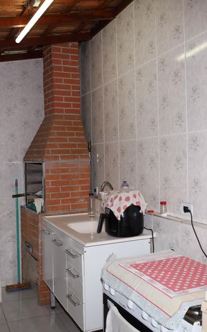 Casa à venda com 400m², 5 quartos e 6 vagasÁrea de Serviço