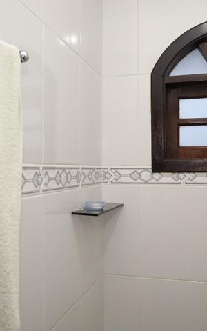 Casa à venda com 400m², 5 quartos e 6 vagasBanheiro social