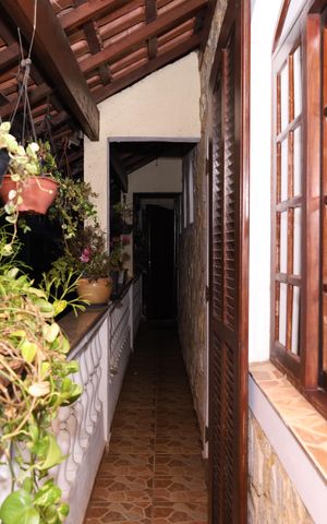 Casa à venda com 400m², 5 quartos e 6 vagasVaranda