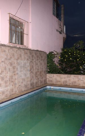 Casa à venda com 400m², 5 quartos e 6 vagasQuintal com Piscina