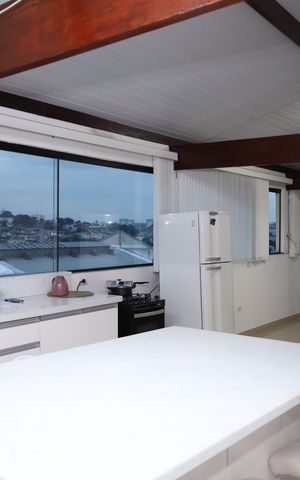 Casa à venda com 400m², 5 quartos e 6 vagasCozinha 2