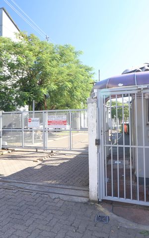 Apartamento à venda com 47m², 2 quartos e 1 vagaFachada e portaria
