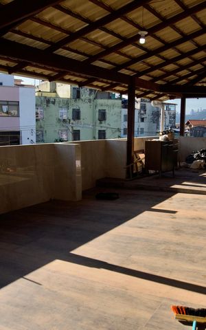 Casa à venda com 150m², 2 quartos e sem vaga Casa à venda com 150m², 2 quartos e sem vagaEntrada da Casa