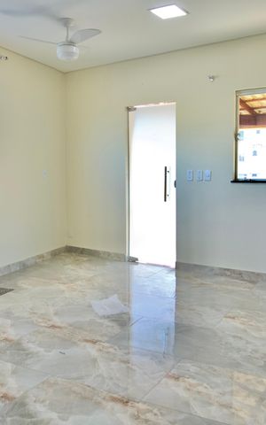 Casa à venda com 150m², 2 quartos e sem vaga Casa à venda com 150m², 2 quartos e sem vagaSala