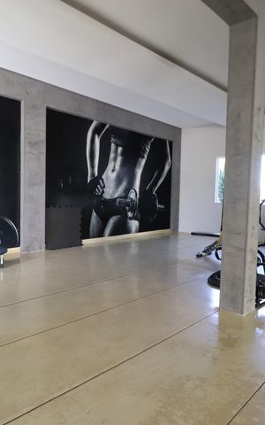 Apartamento para alugar com 65m², 2 quartos e 2 vagasÁrea comum - Academia