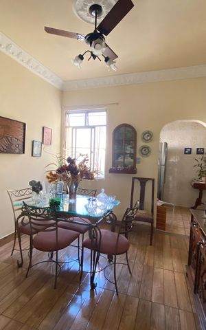 Casa à venda com 110m², 4 quartos e 1 vaga