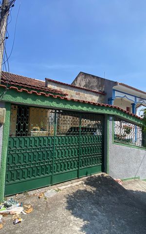 Casa à venda com 110m², 4 quartos e 1 vaga