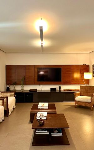 Apartamento para alugar com 260m², 4 quartos e 3 vagas