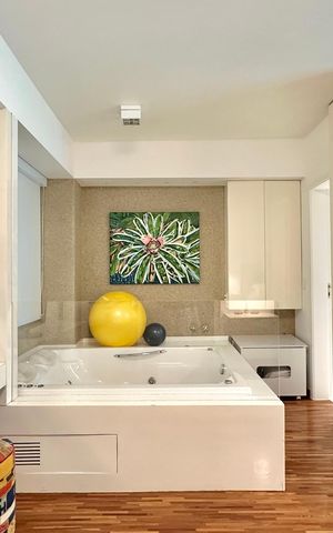 Apartamento para alugar com 260m², 4 quartos e 3 vagas