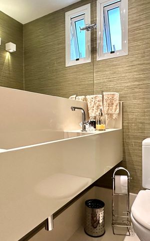 Apartamento para alugar com 260m², 4 quartos e 3 vagas