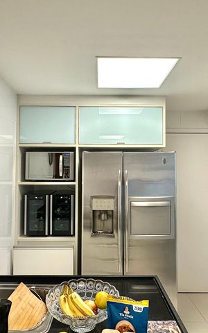 Apartamento para alugar com 260m², 4 quartos e 3 vagas