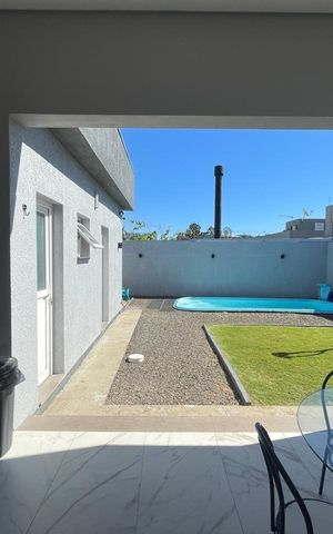 Casa à venda com 138m², 3 quartos e 2 vagas