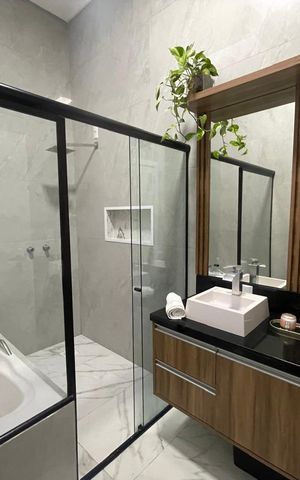 Casa à venda com 138m², 3 quartos e 2 vagas