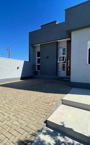 Casa à venda com 138m², 3 quartos e 2 vagas