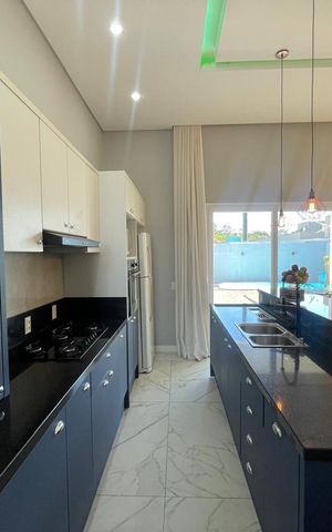 Casa à venda com 138m², 3 quartos e 2 vagas