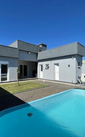 Casa à venda com 138m², 3 quartos e 2 vagas