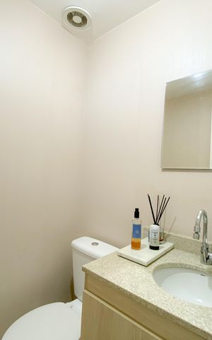 Apartamento à venda com 84m², 3 quartos e 2 vagas Apartamento à venda com 84m², 3 quartos e 2 vagasLavabo