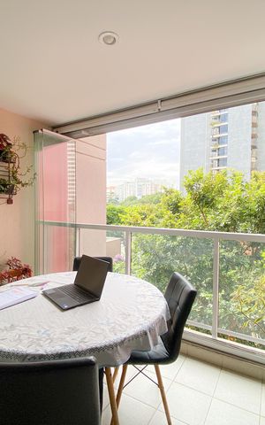 Apartamento à venda com 84m², 3 quartos e 2 vagas Apartamento à venda com 84m², 3 quartos e 2 vagasVaranda