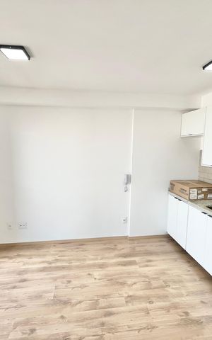 Studio para alugar com 30m², 1 quarto e sem vaga Studio para alugar com 30m², 1 quarto e sem vagaSala/Quarto/Cozinha