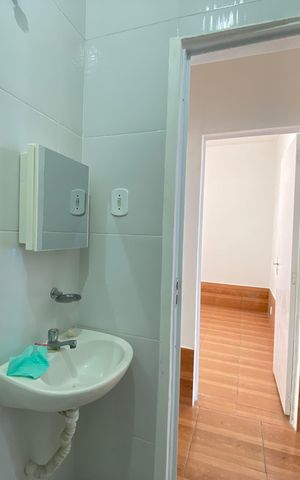 Casa para alugar com 84m², 2 quartos e sem vaga Casa para alugar com 84m², 2 quartos e sem vagaBanheiro