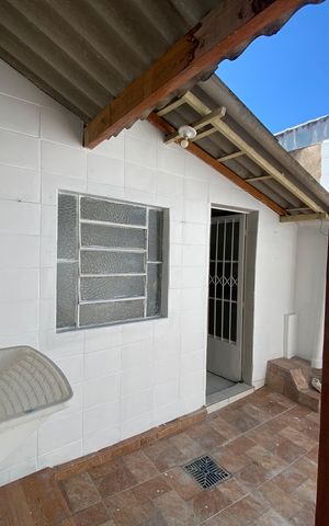 Casa para alugar com 84m², 2 quartos e sem vaga Casa para alugar com 84m², 2 quartos e sem vagaÁrea Externa