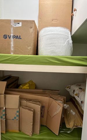 Apartamento à venda com 205m², 4 quartos e 2 vagas Apartamento à venda com 205m², 4 quartos e 2 vagasQuarto de Serviço