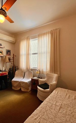 Apartamento à venda com 205m², 4 quartos e 2 vagas Apartamento à venda com 205m², 4 quartos e 2 vagasQuarto 3