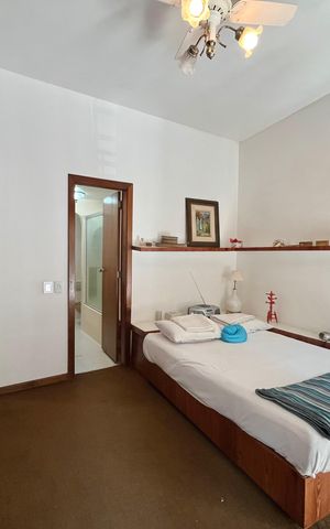 Apartamento à venda com 205m², 4 quartos e 2 vagas Apartamento à venda com 205m², 4 quartos e 2 vagasSuite