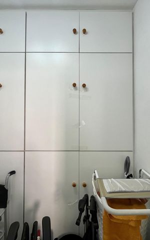 Apartamento à venda com 205m², 4 quartos e 2 vagas Apartamento à venda com 205m², 4 quartos e 2 vagasQuarto de Serviço 2