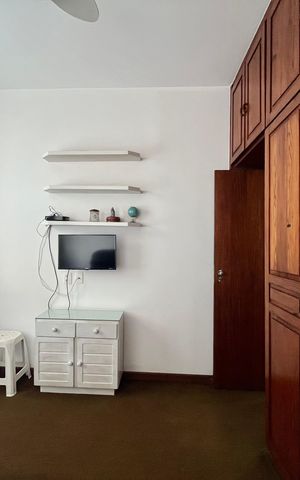 Apartamento à venda com 205m², 4 quartos e 2 vagas Apartamento à venda com 205m², 4 quartos e 2 vagasQuarto 1
