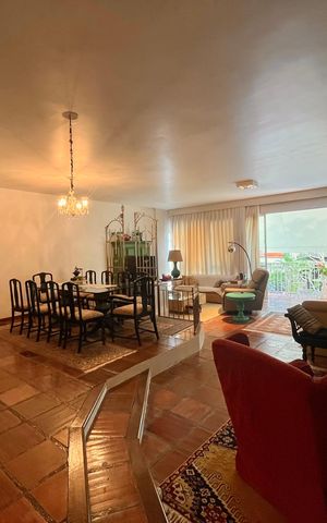 Apartamento à venda com 205m², 4 quartos e 2 vagas Apartamento à venda com 205m², 4 quartos e 2 vagasSala
