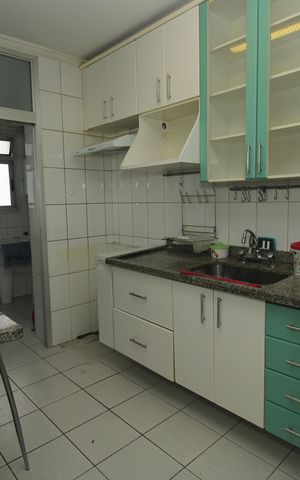 Apartamento à venda com 86m², 2 quartos e 2 vagasCozinha