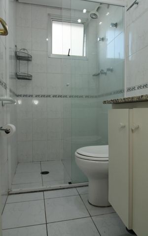 Apartamento à venda com 86m², 2 quartos e 2 vagasBanheiro da Suíte