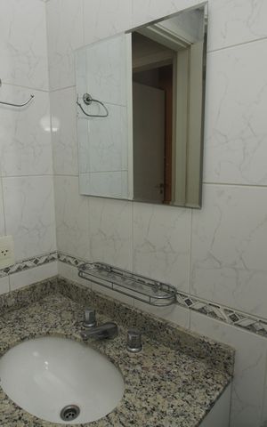 Apartamento à venda com 86m², 2 quartos e 2 vagasBanheiro Social