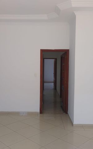 Casa à venda com 251m², 4 quartos e 3 vagasSala