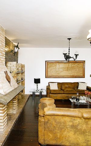 Casa para alugar com 365m², 5 quartos e 8 vagasSala 1