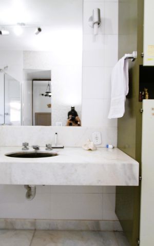 Casa para alugar com 365m², 5 quartos e 8 vagasBanheiro da Suíte