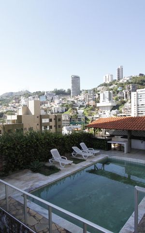 Casa para alugar com 365m², 5 quartos e 8 vagasVista da Varanda da Suíte
