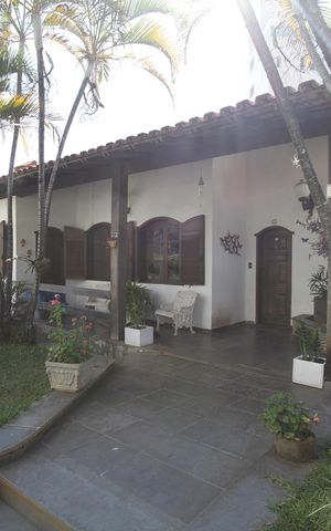 Casa para alugar com 365m², 5 quartos e 8 vagasEntrada