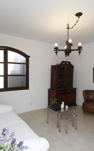 Casa para alugar com 365m², 5 quartos e 8 vagasSala de TV