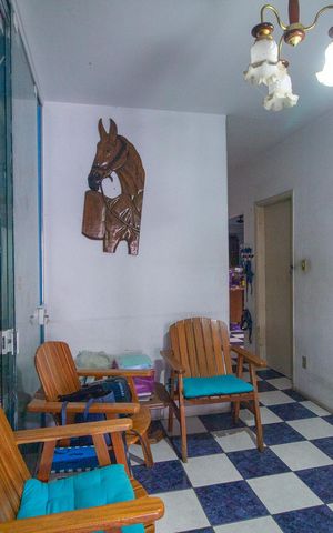 Casa para alugar com 200m², 3 quartos e 2 vagas Casa para alugar com 200m², 3 quartos e 2 vagasSala